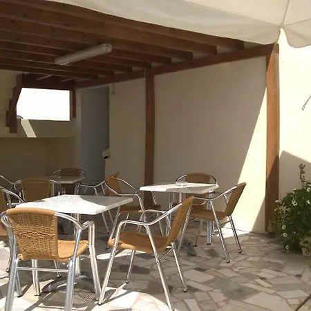 Otel Anemomilos Firostefani