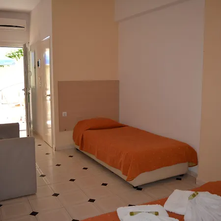 Anemomilos Hotel Firostefani