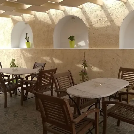 Hotel Anemomilos 2*