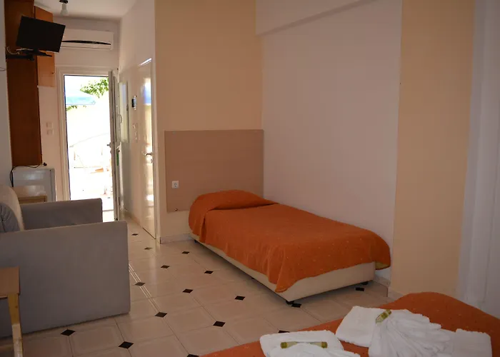 Anemomilos Hotel Firostefani