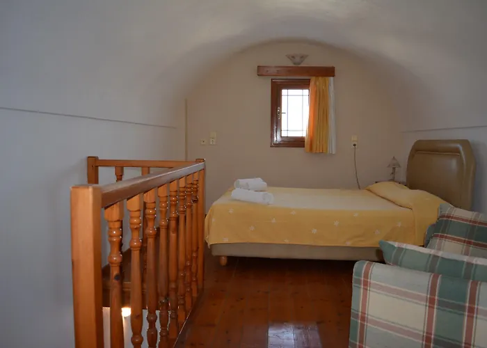 Anemomilos Hotel Firostefani